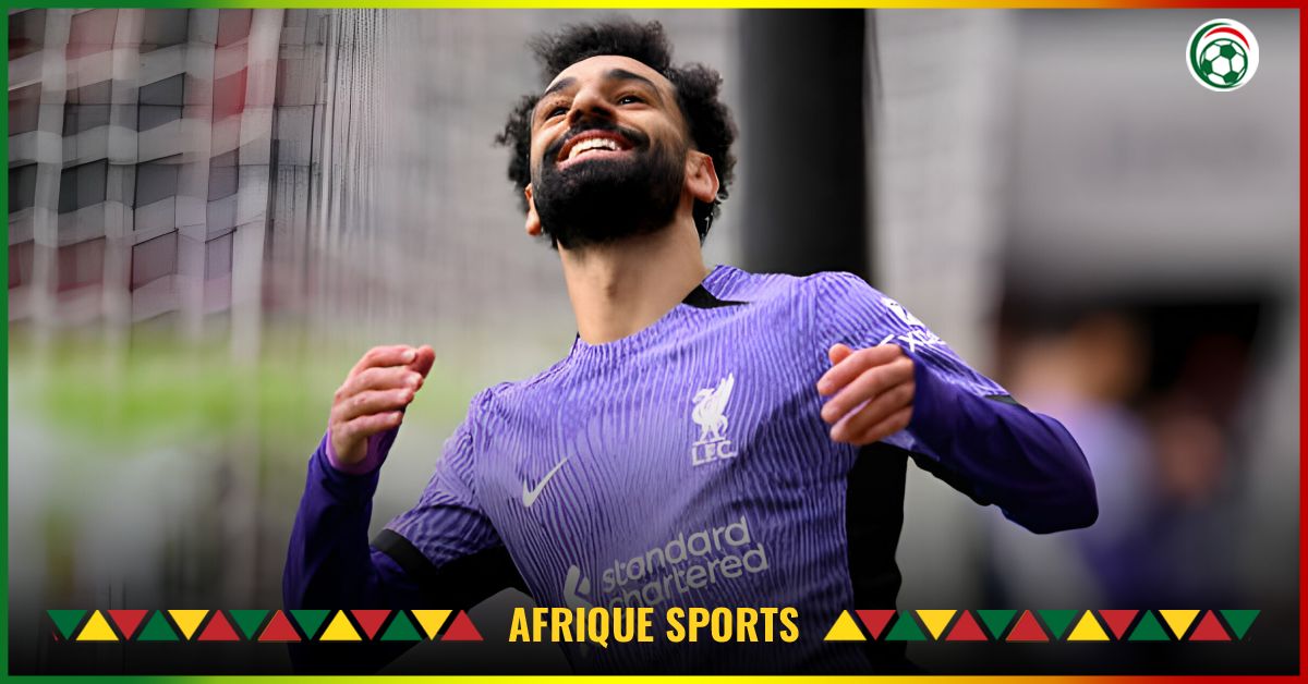 VIDEO : BUUT ! Entré au cours du match, Salah délivre une passe décisive et marque le 3e but de Liverpool !