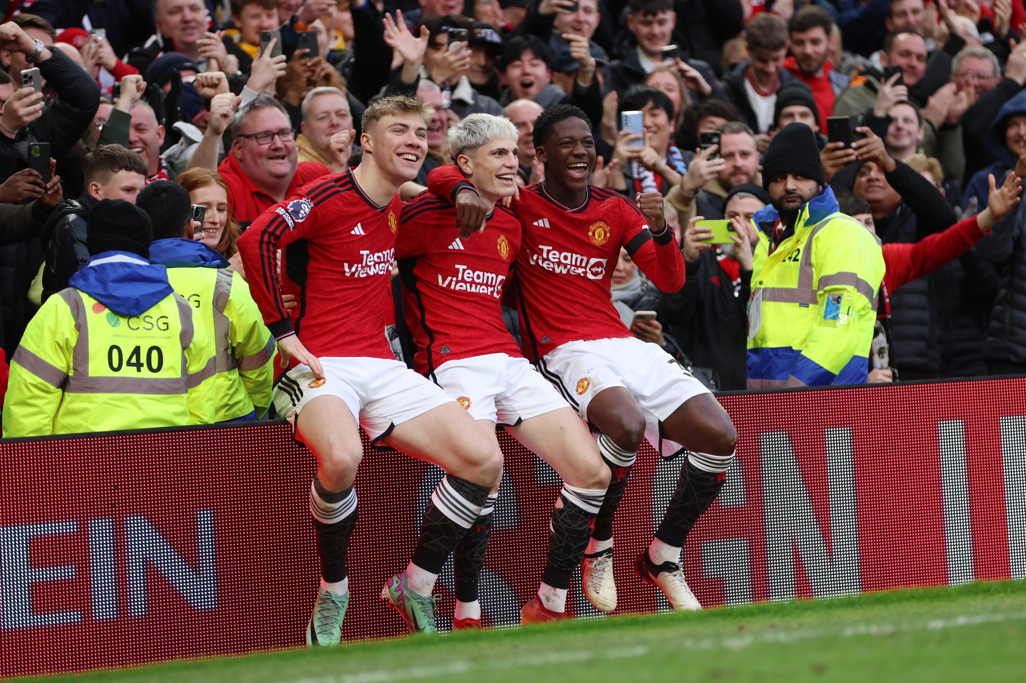 Premier League : Manchester United bat West Ham et reprend la 6e place