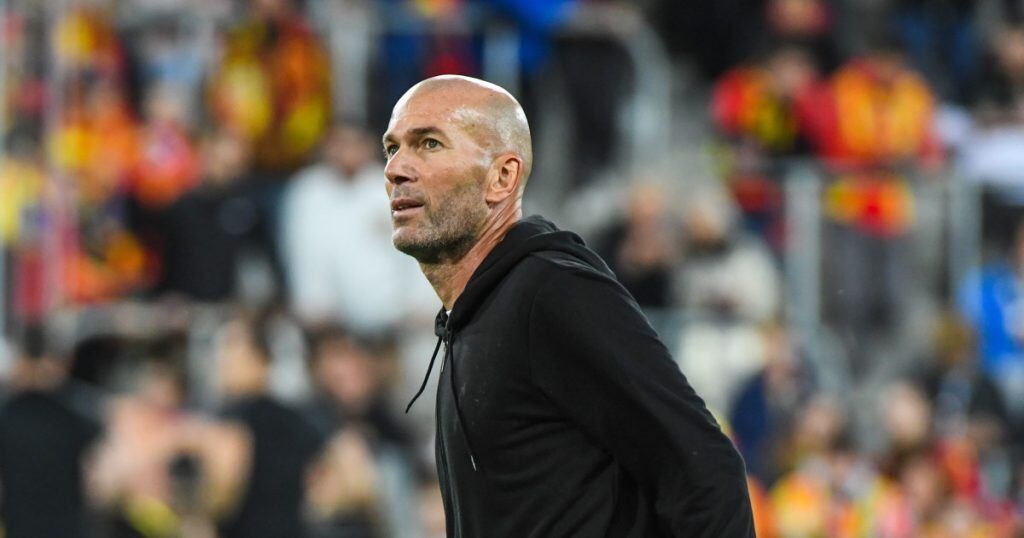 Zidane brise le Silence : Ce qui l'a conduit à rejeter l'équipe d'Algérie ?