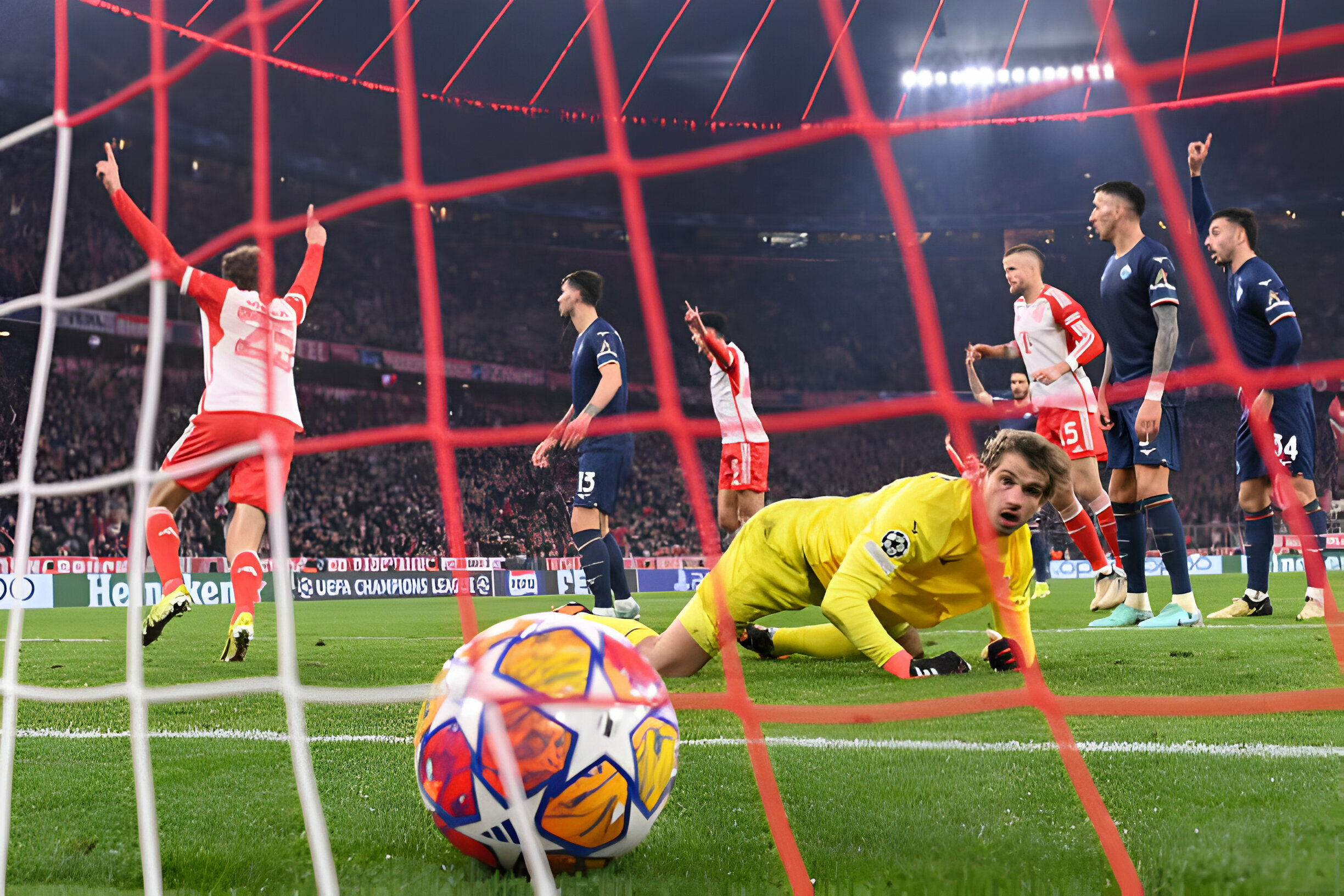 Ligue des Champions : Le Bayern domine grâce à l’instinct du du renard des surfaces, Thomas Müller