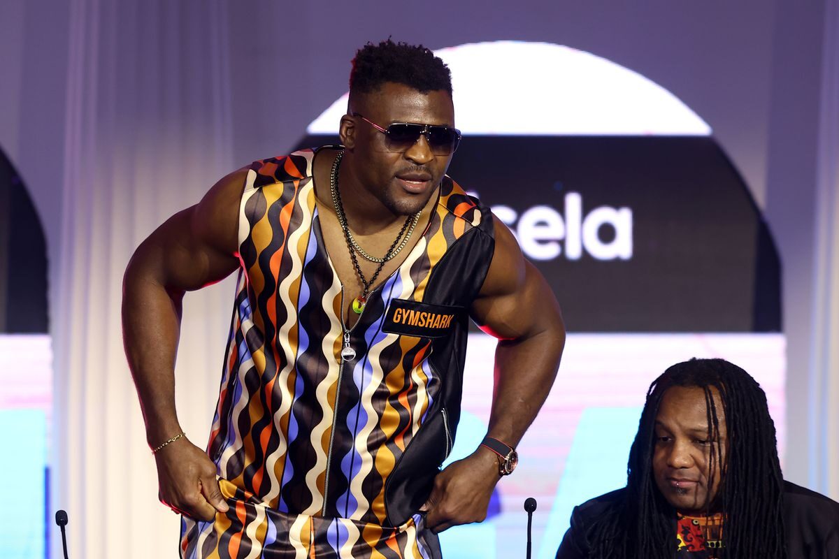 Francis Ngannou menace sévèrement Tyson Fury : "Si je m’énerve ça va…"