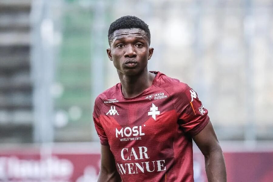 FC Metz : Lamine Camara suit les traces de Sadio Mané et reçoit une grande récompense !