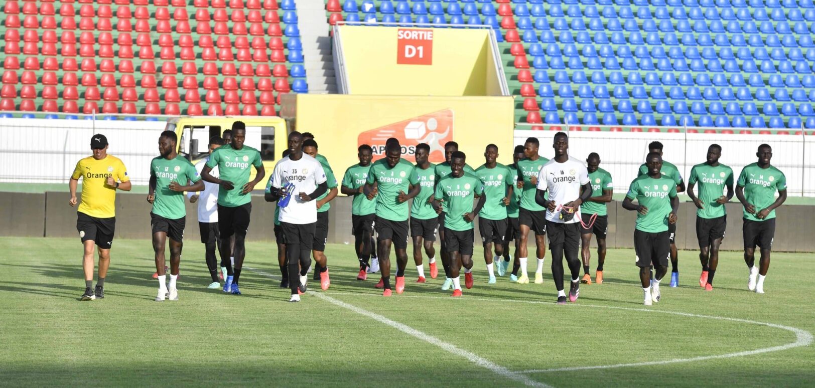 Grosse tension entre Habib Diallo et Nicolas Jackson à l'entrainement