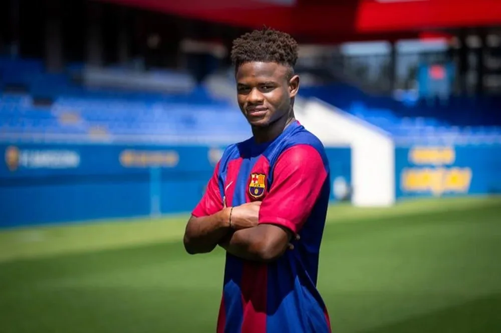 Premier League : La bonne nouvelle pour la pépite Mikayil Ngor Faye 3 Mikayil Ngor Faye