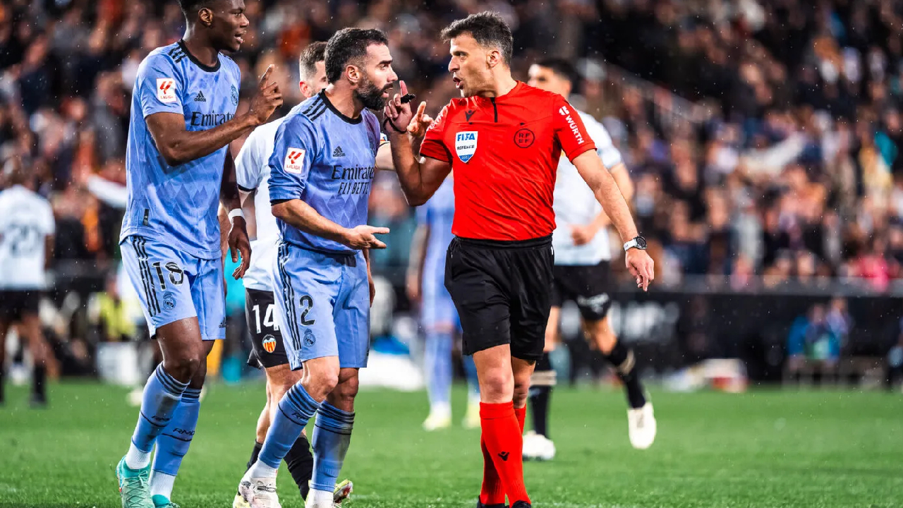 Scandale à Valence contre le Real Madrid, une lourde sanction tombe sur l'arbitre