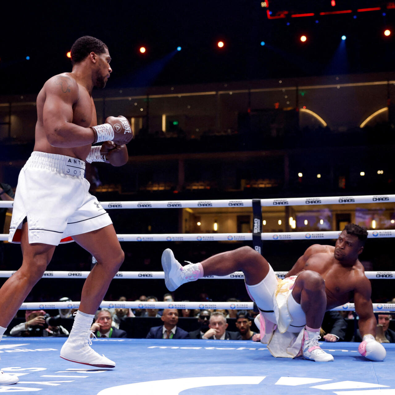 Rémy Ngono allume Francis Ngannou 9 jours après l'humiliation contre Anthony Joshua