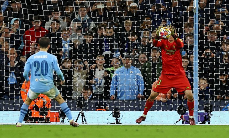  Andriy Lunin lâche la vérité sur le pénalty lunaire de Bernardo Sila