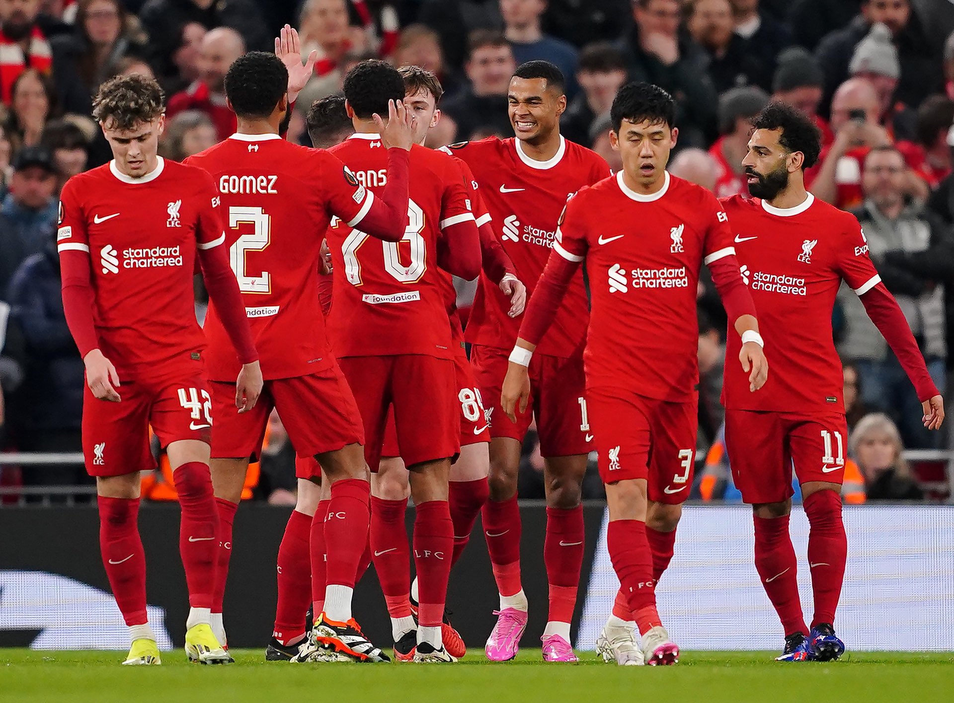 Premier League : Liverpool s’incline dans le derby de la Mersey et voit le titre s’éloigner