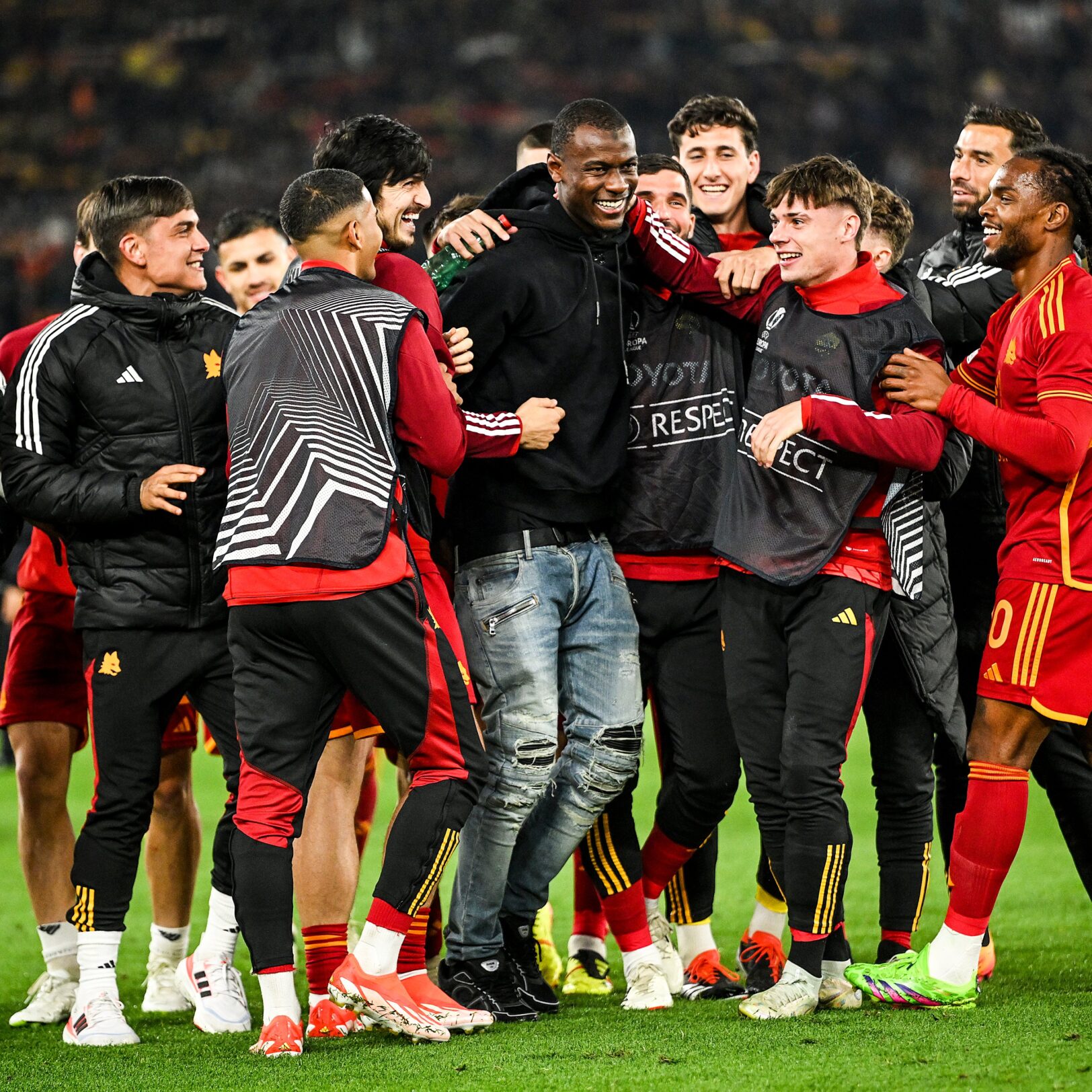  L'initiative incroyable de l'AS Roma pour l'ivoirien Evan Ndicka, 4 jours après le malaise