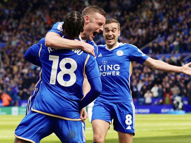 Leicester officialise son retour en Premier League !