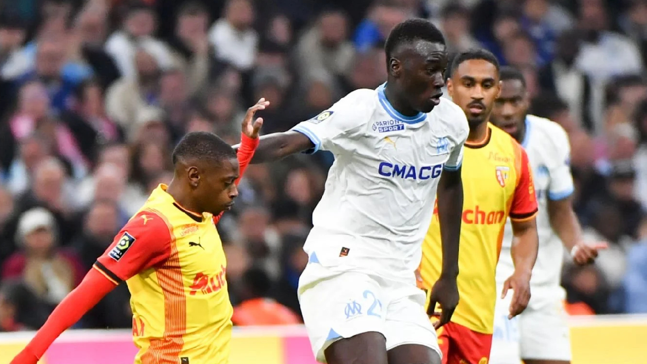 Ligue 1 : Pape Gueye punit Lens et offre une importante victoire à l’Olympique de Marseille