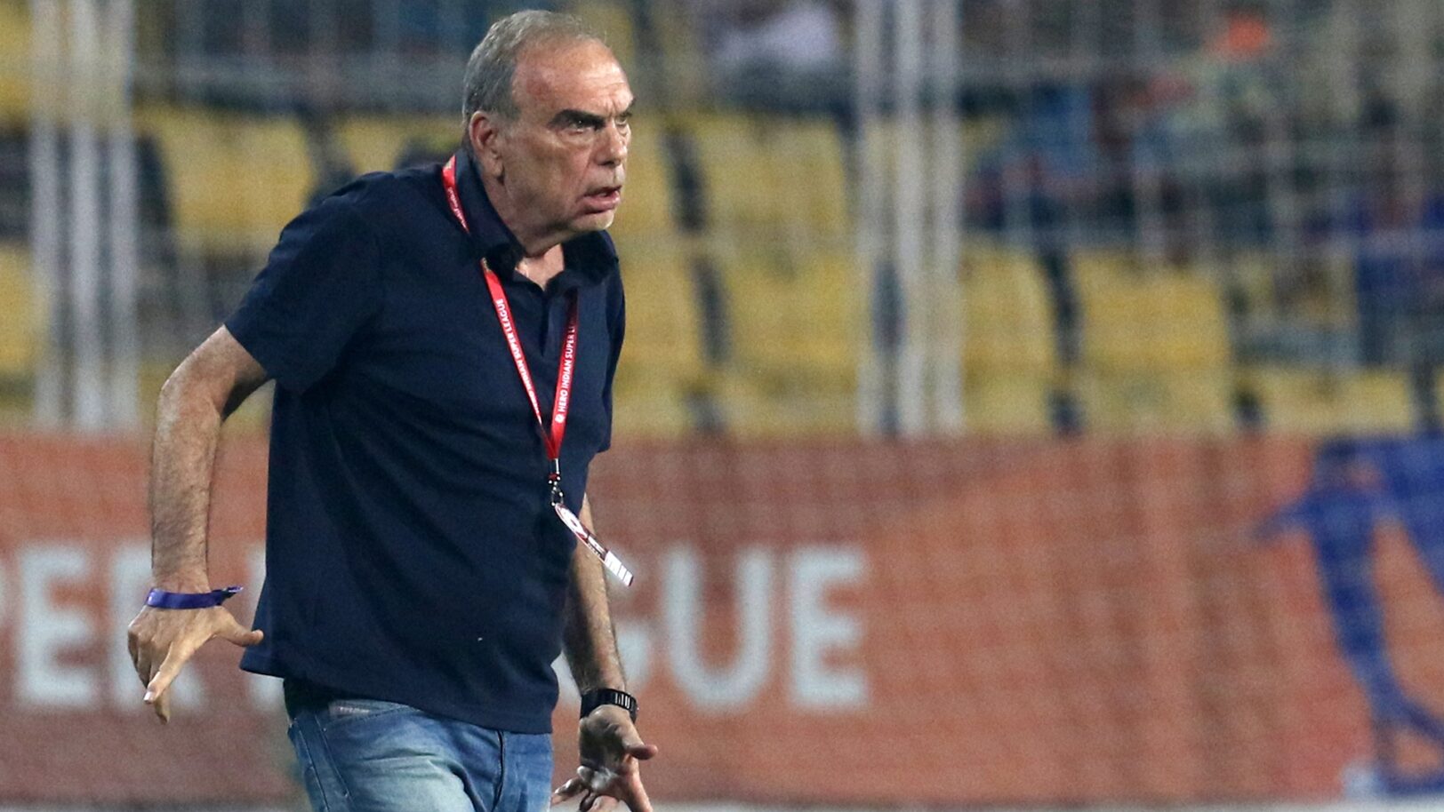 3 mois après la CAN, le sélectionneur Zambien (Avram Grant) balance : "La Côte d'Ivoire a des..."