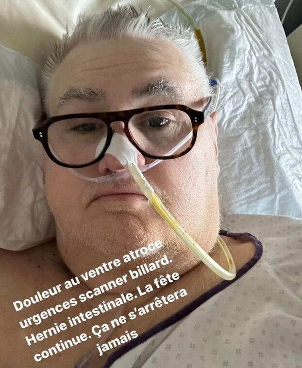 Pierre Ménès hospitalisé en urgence après une douleur au ventre atroce 