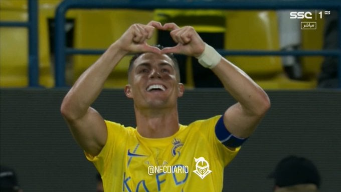 VIDEO : Le doublé étincelant de Cristiano Ronaldo qui plie déjà le match