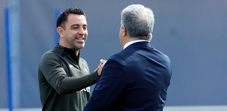 En colère, Joan Laporta se lâche encore sur Xavi 1 Xavi