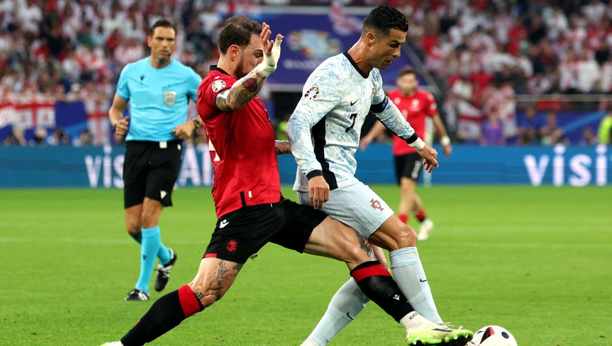 Euro 2024 : Le geste terrible d'un supporter pour approcher Cristiano Ronaldo ! (VIDEO)