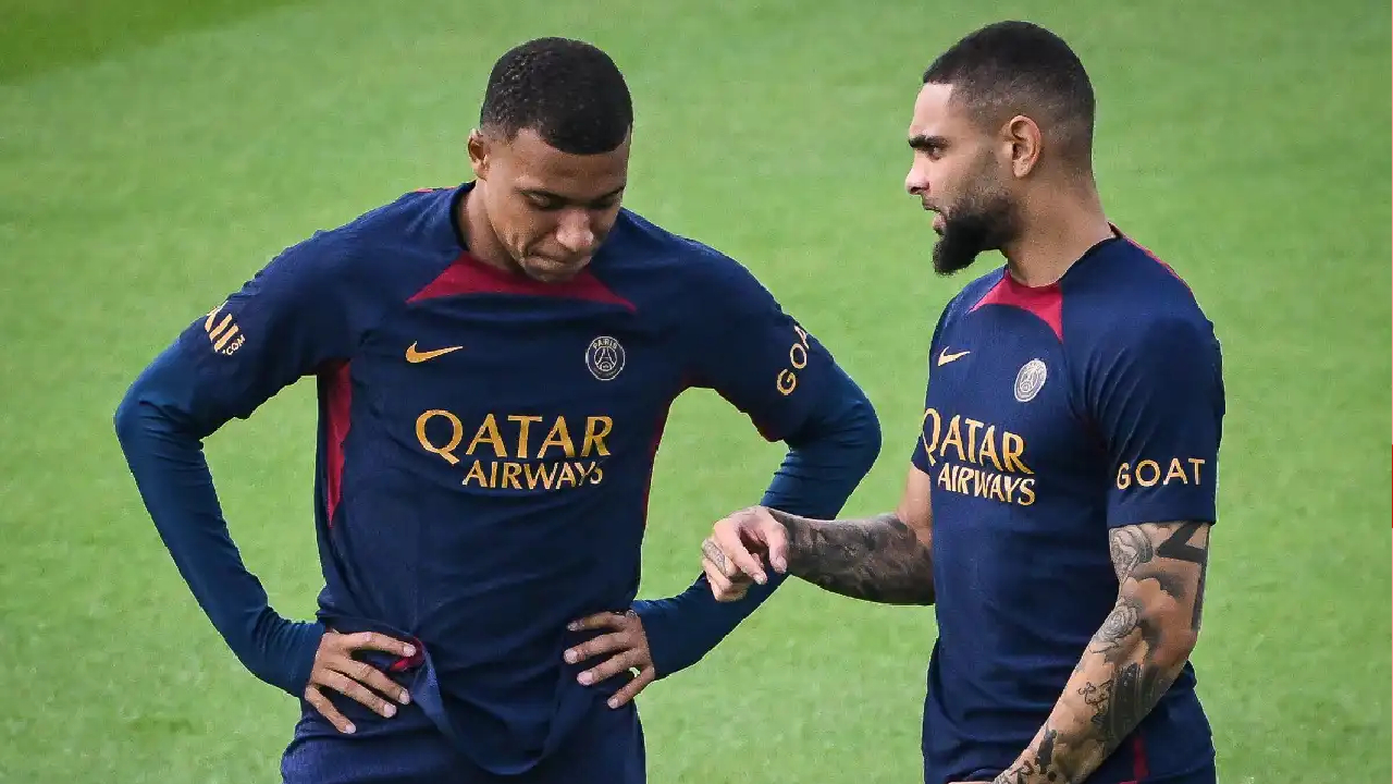 Il quitte aussi le PSG et mâche ses compatriotes :  » J’ai mis une croix sur la France »