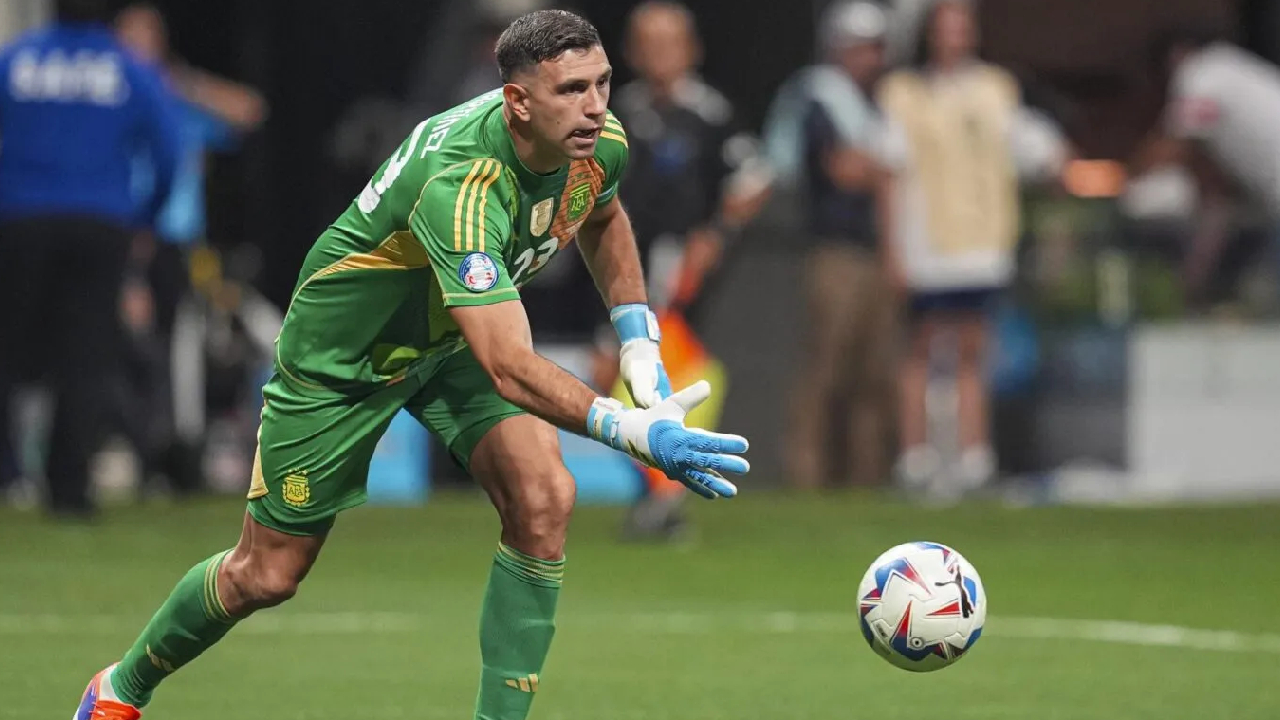 En colère après Argentine - Canada, Emiliano Martinez confesse : "Le niveau de la Copa est..."