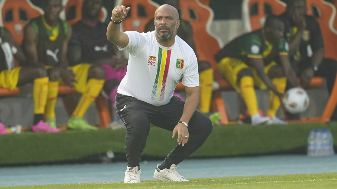 Officiel : Éric Chelle, ex-sélectionneur du Mali, rebondit sur un nouveau banc !