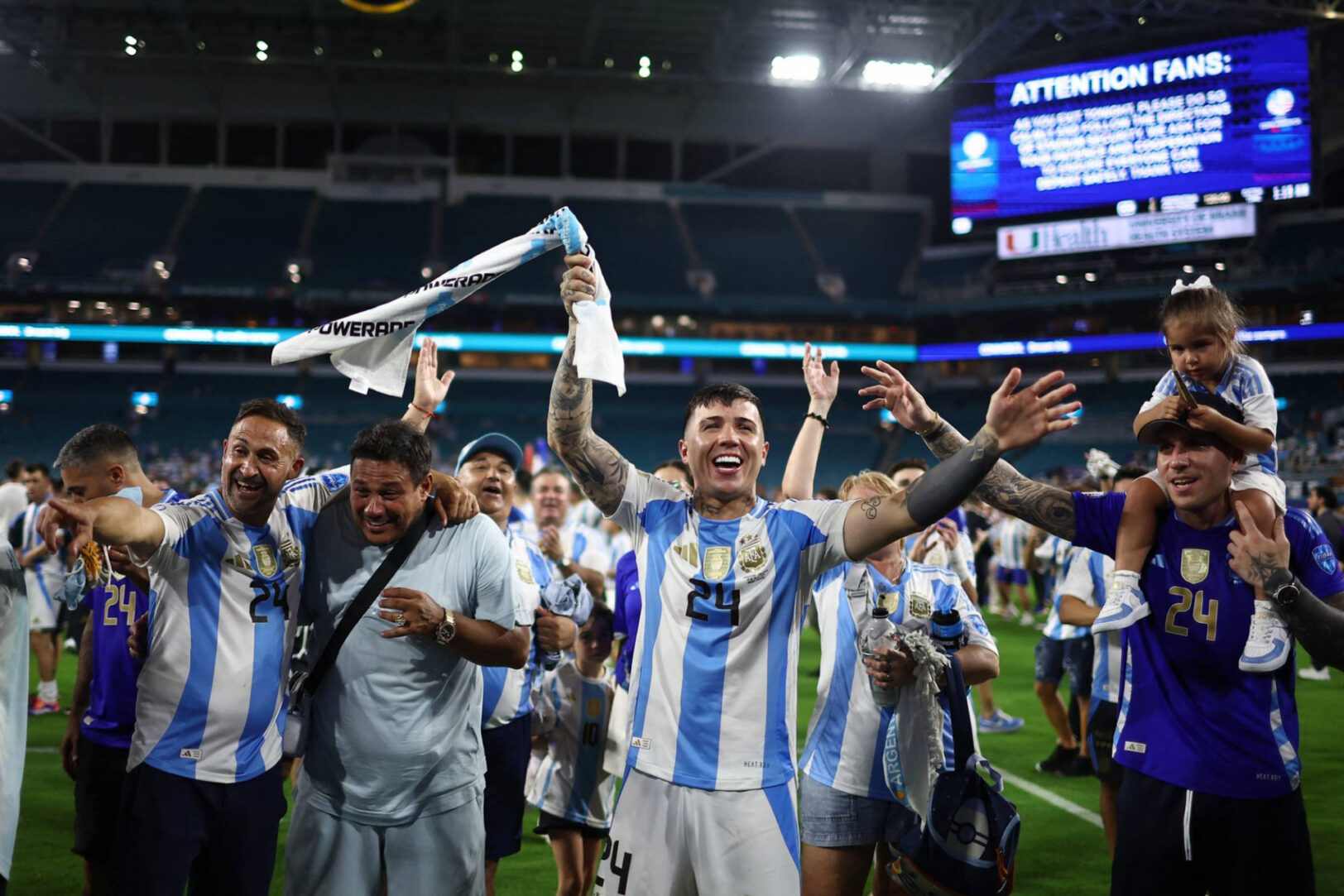 Equipe de France : La FFF saisit la FIFA contre les chants Argentins !