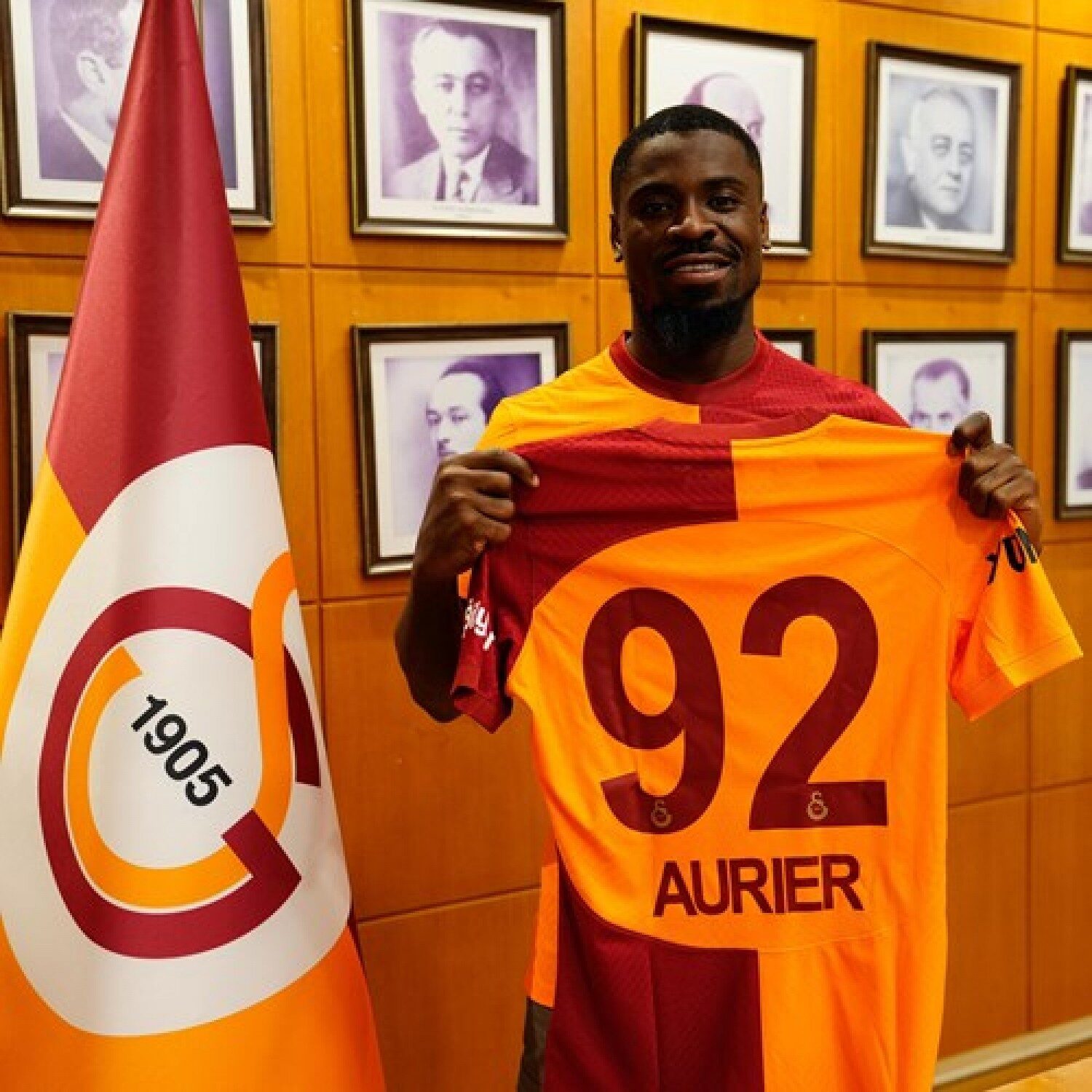 Serge Aurier 