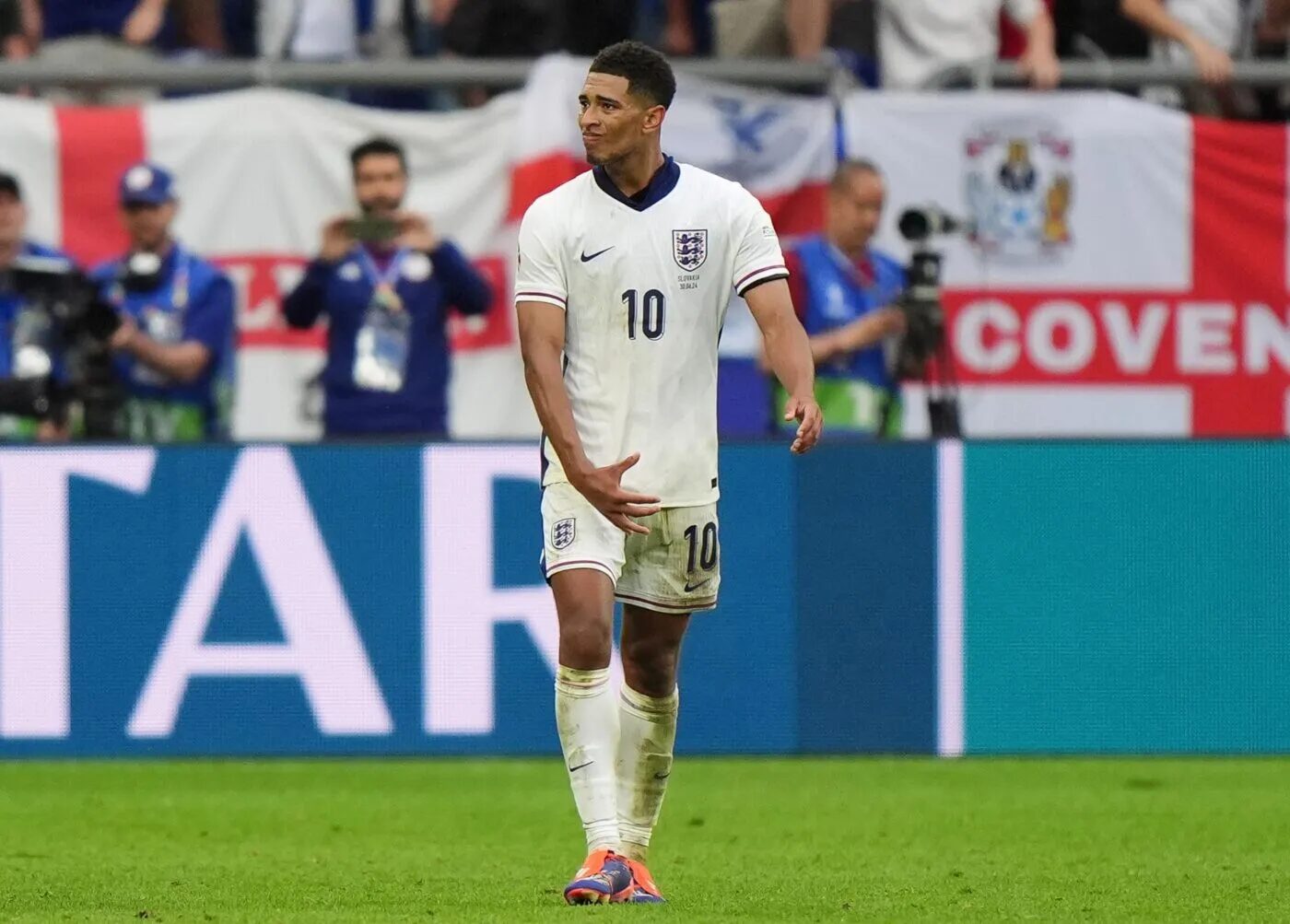 Euro 2024 : “À part ses buts, il ne fou rien”, Jude Bellingham se fait sévèrement taclé !