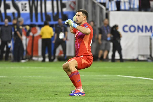 Copa América : Emiliano Martinez sauve Lionel Messi d'une catastrophe imminente