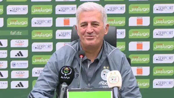 "Ça ne sera pas facile", Petkovic s'inquiète pour l'Algérie 1 Petkovic réagit au tirage de l’Algérie