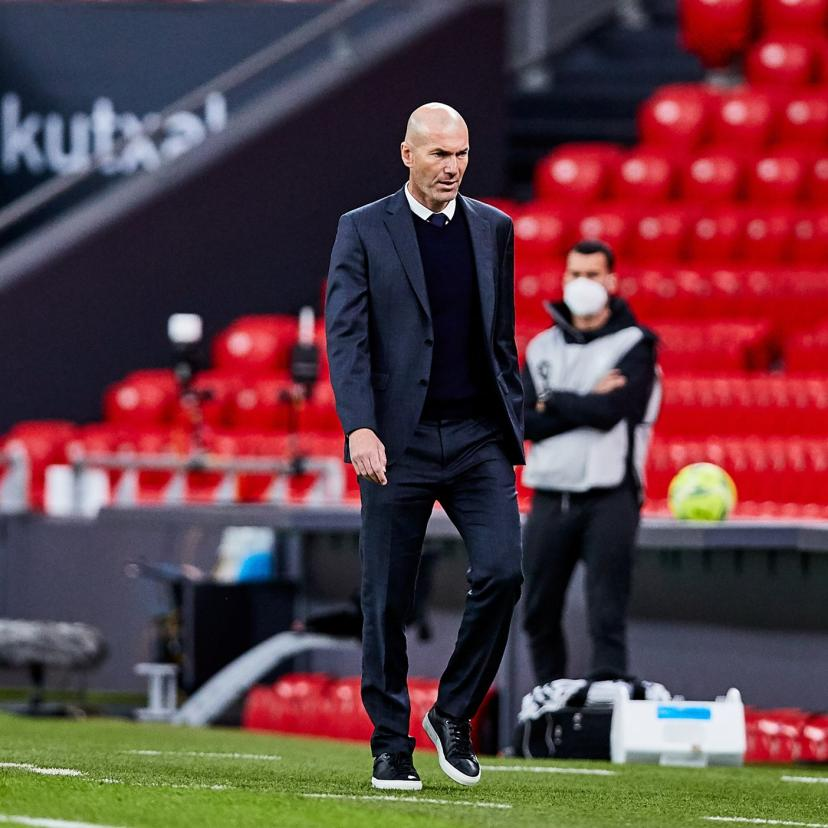 Zidane Envisage un Comeback 1 Zidane Envisage un Comeback