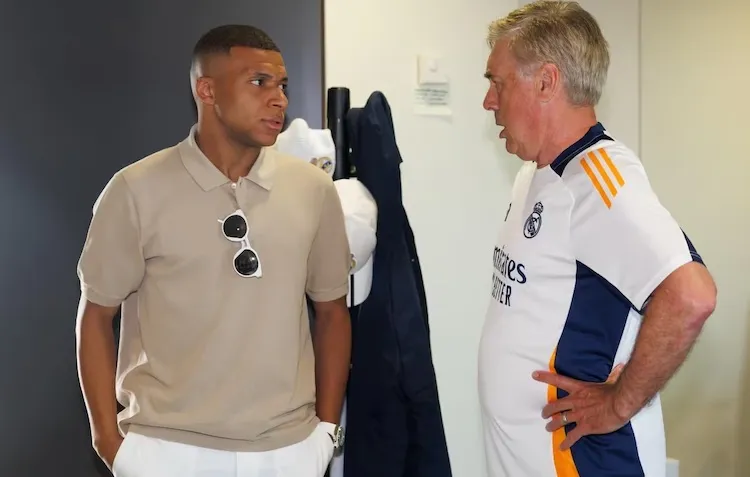 Carlo Ancelotti envoie une réponse cash à Kylian Mbappé