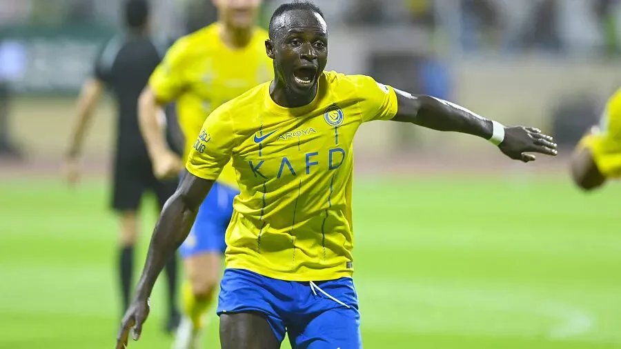 Mercato : Sadio Mané reçoit la folle nouvelle, vers un come-back épique ? 2 Sadio Mané reçoit la folle nouvelle depuis l'Allemagne, vers un retour épique