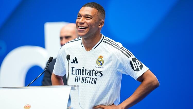 L’Hommage XXL de Mbappé à Ronaldo et Zidane émerveille le Real Madrid ! 1 L’Hommage XXL de Mbappé à Ronaldo et Zidane émerveille le Real Madrid !
