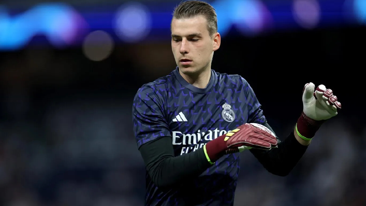 Transfert : L'annonce complètement folle tombe sur Andriy Lunin, il signe en Premier League !