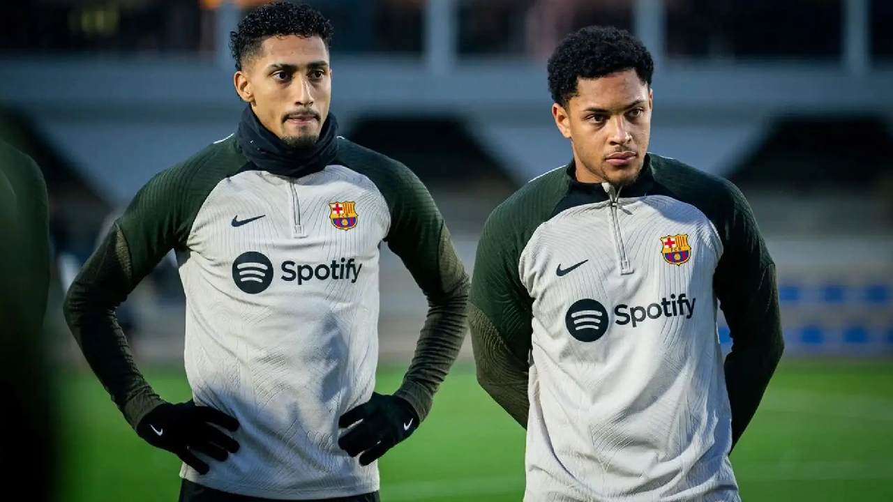 Hansi Flick a tranché : 3 jours avant les chocs aux USA, le Barça publie officiellement les noms