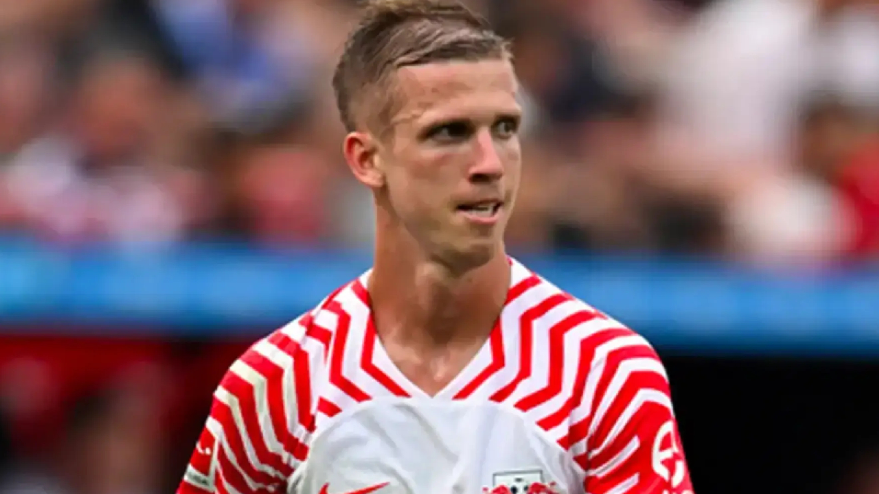 Transfert : Le club de Dani Olmo humilie doublement le Barça, c'est viral !