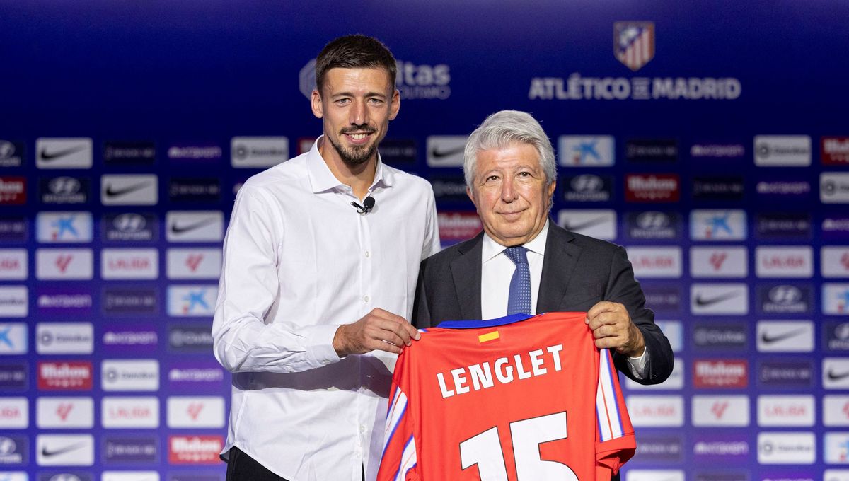 Clément Lenglet brise le silence après son départ du Barça ! 2 Clément Lenglet brise le silence après son départ du Barça !