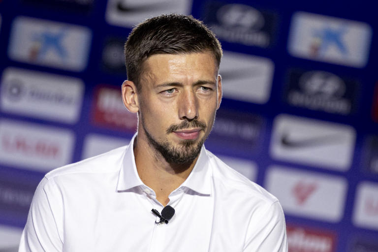 Clément Lenglet brise le silence après son départ du Barça ! 1 Clément Lenglet brise le silence après son départ du Barça !