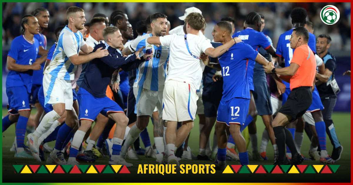 JO Paris 2024 : Les joueurs français provoquent les supporters argentins (VIDEO) !