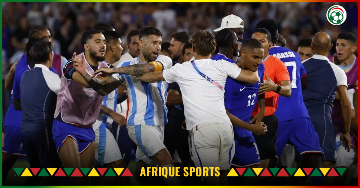 France – Argentine : Otamendi agresse un Bleu par derrière, la vidéo fait le buzz !
