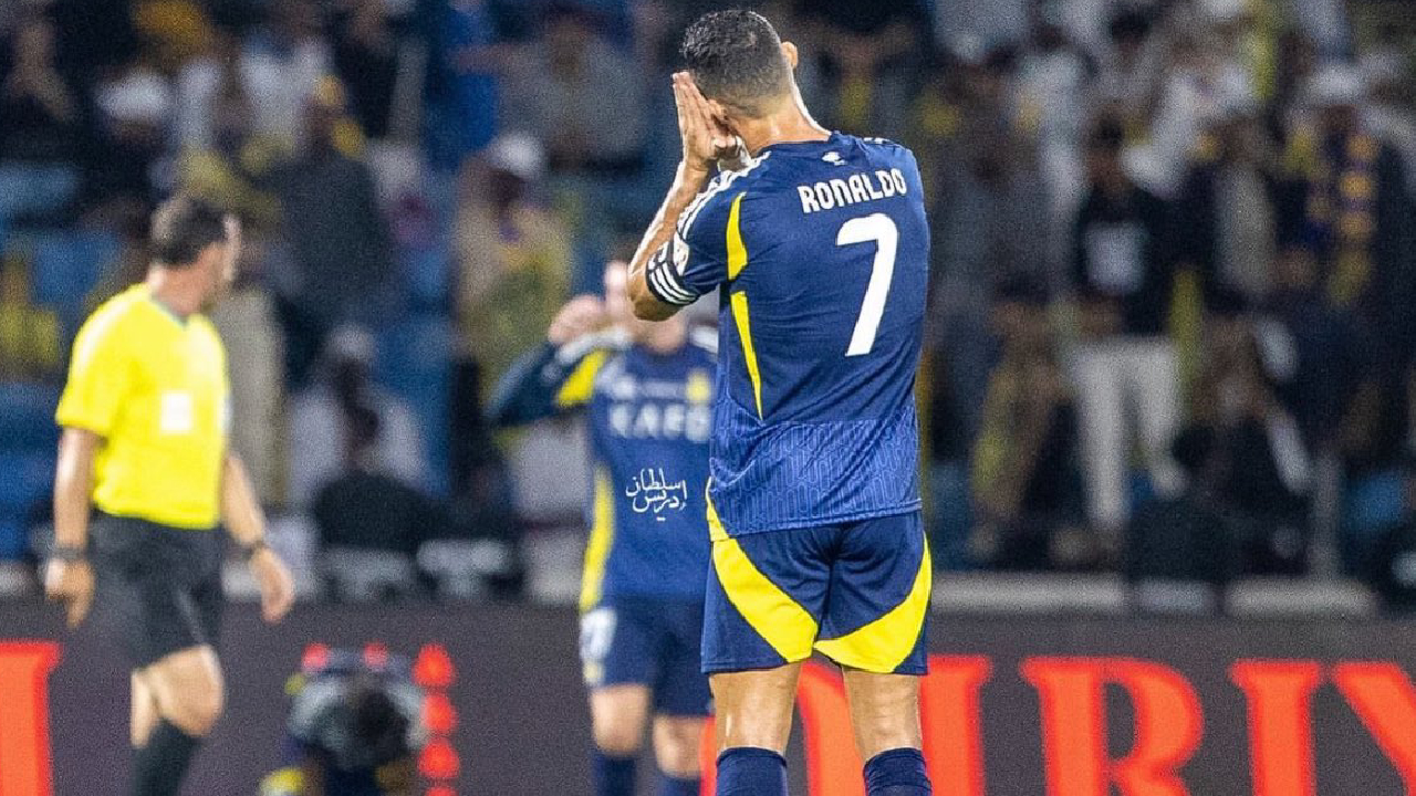 Al Nassr : Cristiano Ronaldo détruit ses coéquipiers après l'humiliation d'Al Hilal, la vidéo fait le buzz