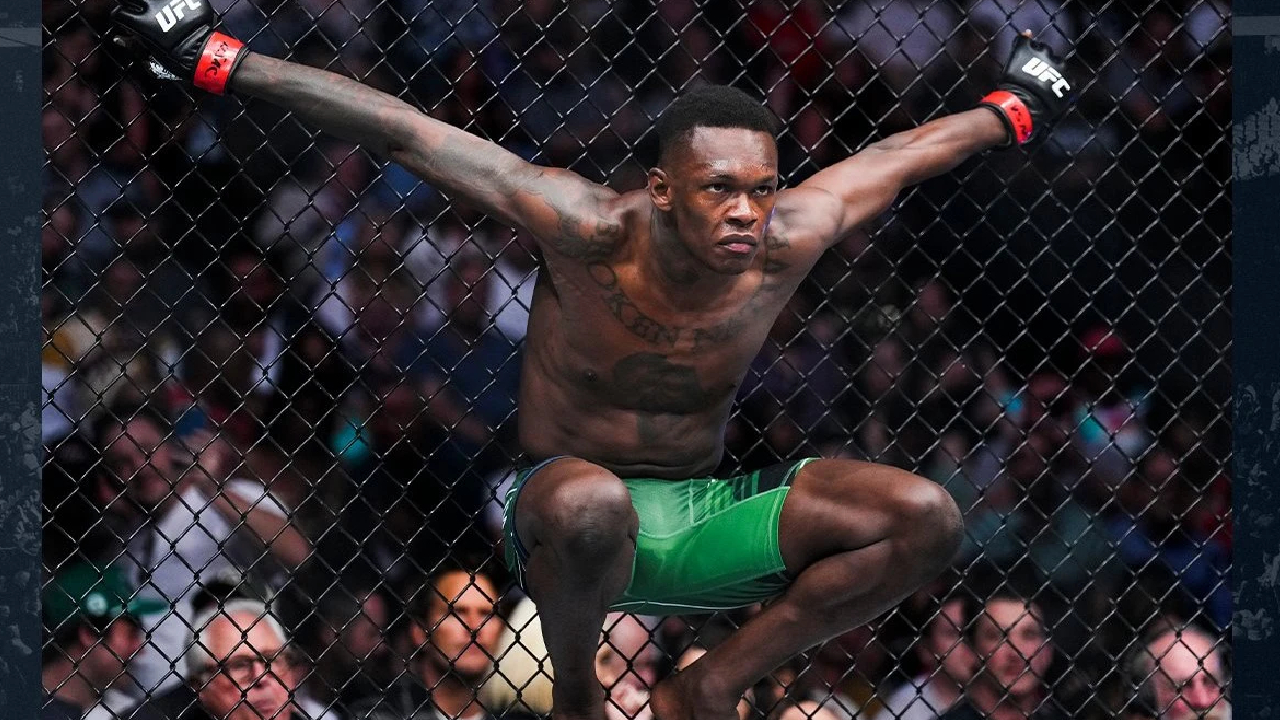 JO Paris 2024 - Boxe : Israël Adesanya, la star nigériane de l'UFC détruit l'Algérienne Imane Khelif
