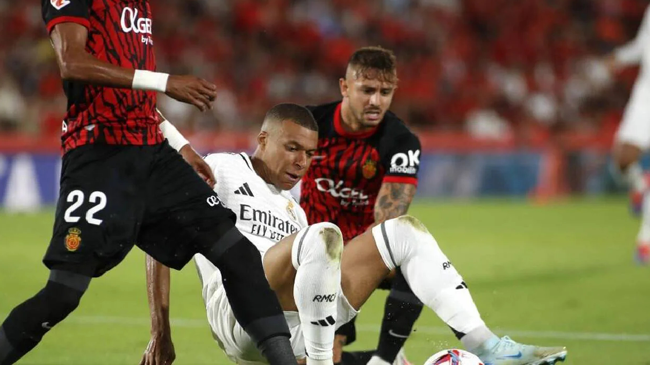 Furieux après les débuts ratés de Mbappé en Liga, Carlo Ancelotti prend une décision inévitable !