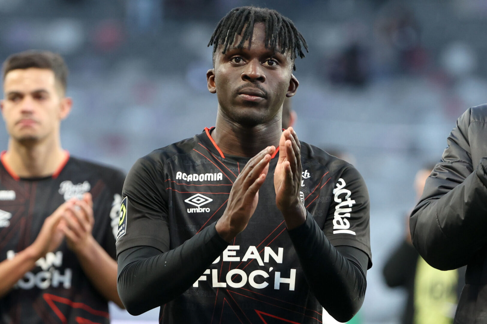 Bamba Dieng, de retour au Vélodrome, accueilli par des sifflets ! 1 Bamba Dieng, de retour au Vélodrome, accueilli par des sifflets !