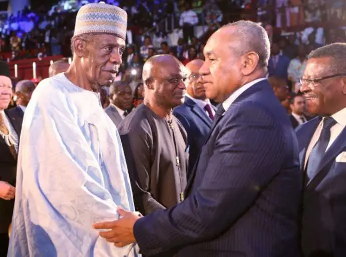 Décès d'Issa Hayatou : La CAF, Eto’o et l’Afrique saluent sa mémoire avec un vibrant hommage