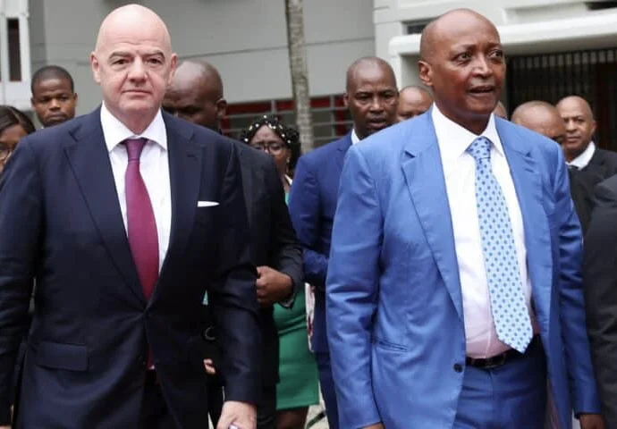 CAF : Motsepe et Infantino en tournée au Cameroun