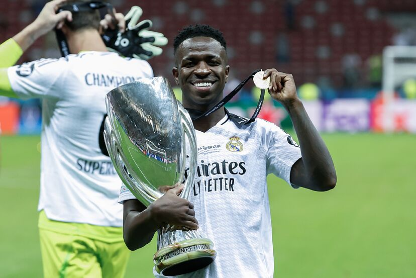 4 jours après la Supercoupe, la bonne nouvelle tombe pour Vinicius !