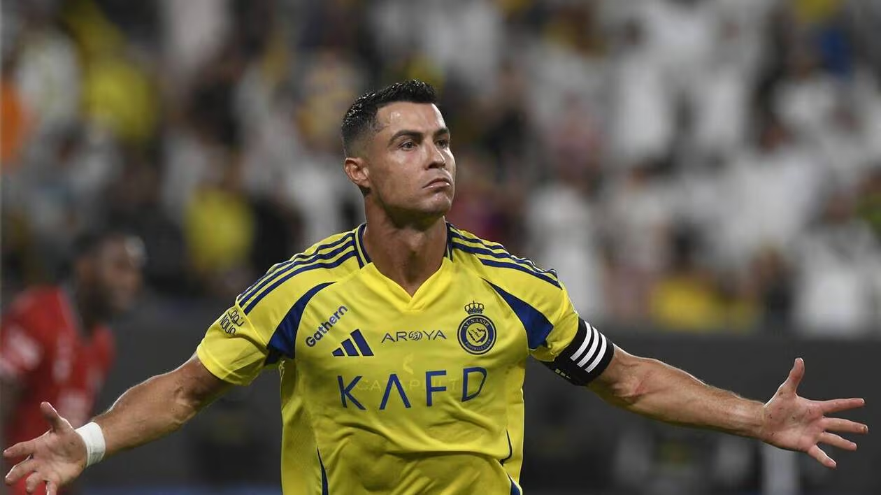 Cristiano Ronaldo sur YouTube, découvrez la somme incroyable qu'il touchera après avoir franchi les 25 millions d'abonnés
