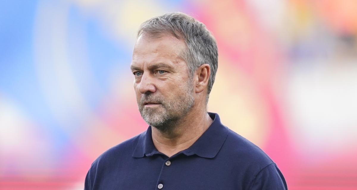 Hansi Flick dévoile une grosse annonce sur le mercato et balance une nouvelle inquiétante sur De Jong 1 Hansi Flick dévoile une grosse annonce sur le mercato et balance une nouvelle inquiétante sur De Jong