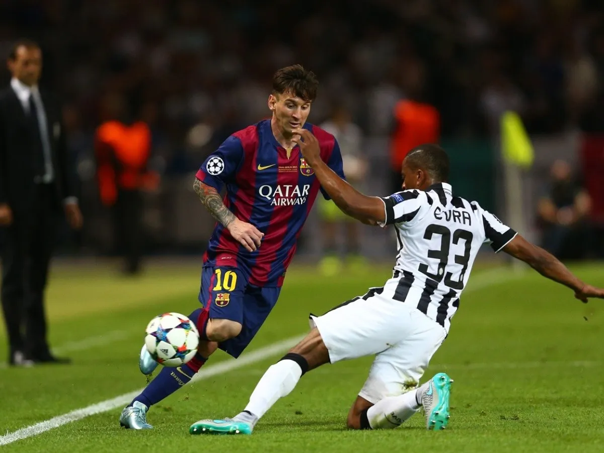 "Rattraper Messi était facile, mais…" : Les confidences d’Evra sur l'Argentin
