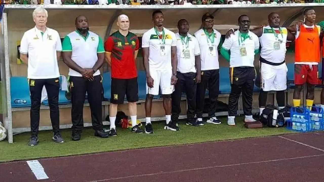 Les images deviennent virales : La FECAFOOT humilie les agents de Mouelle Kombi à Garoua !